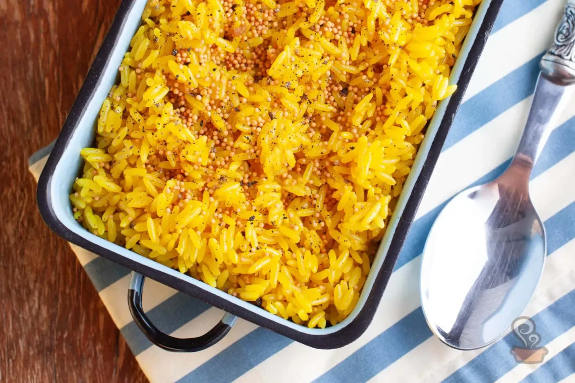 Arroz de cúrcuma