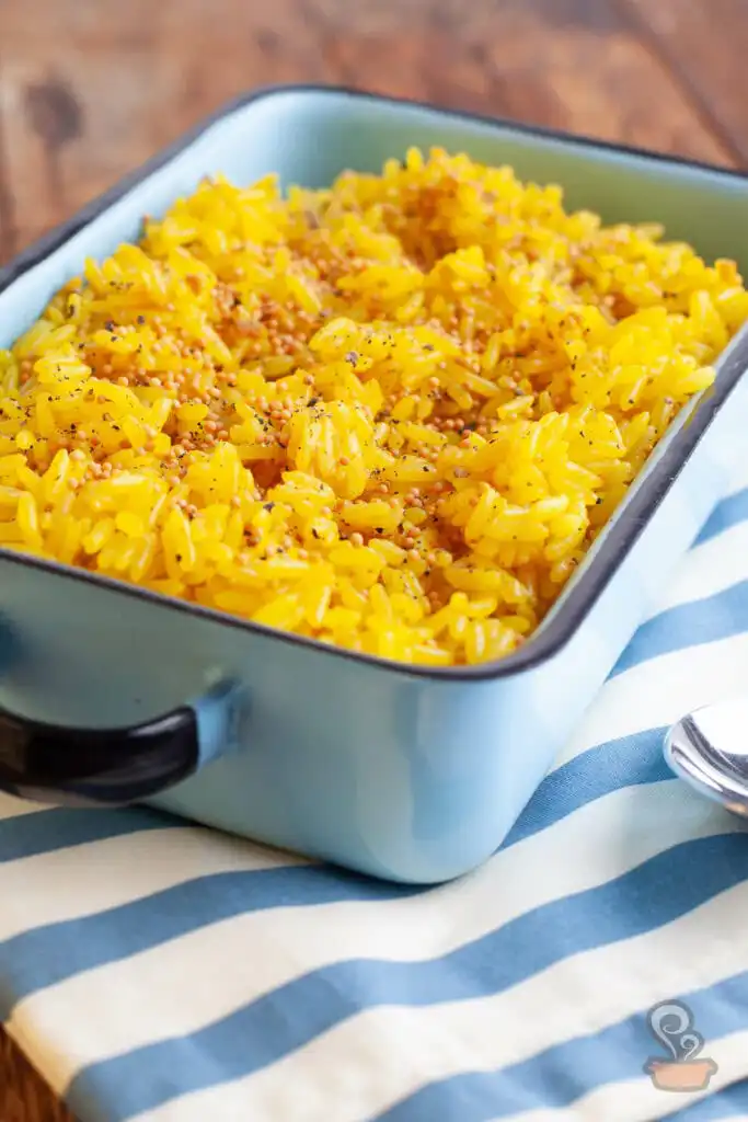 Arroz de cúrcuma - quero comida de verdade Arroz de cúrcuma - quero comida de verdade