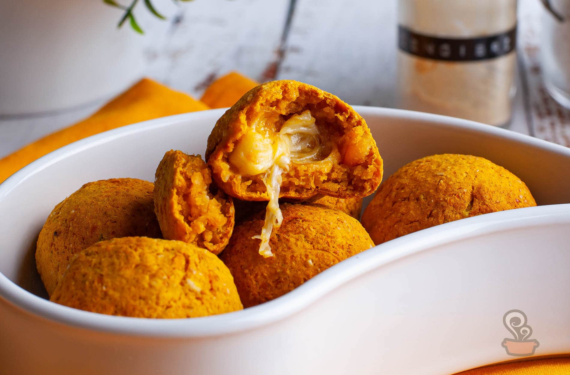 Bolinho de abóbora com queijo - quero comida de verdade