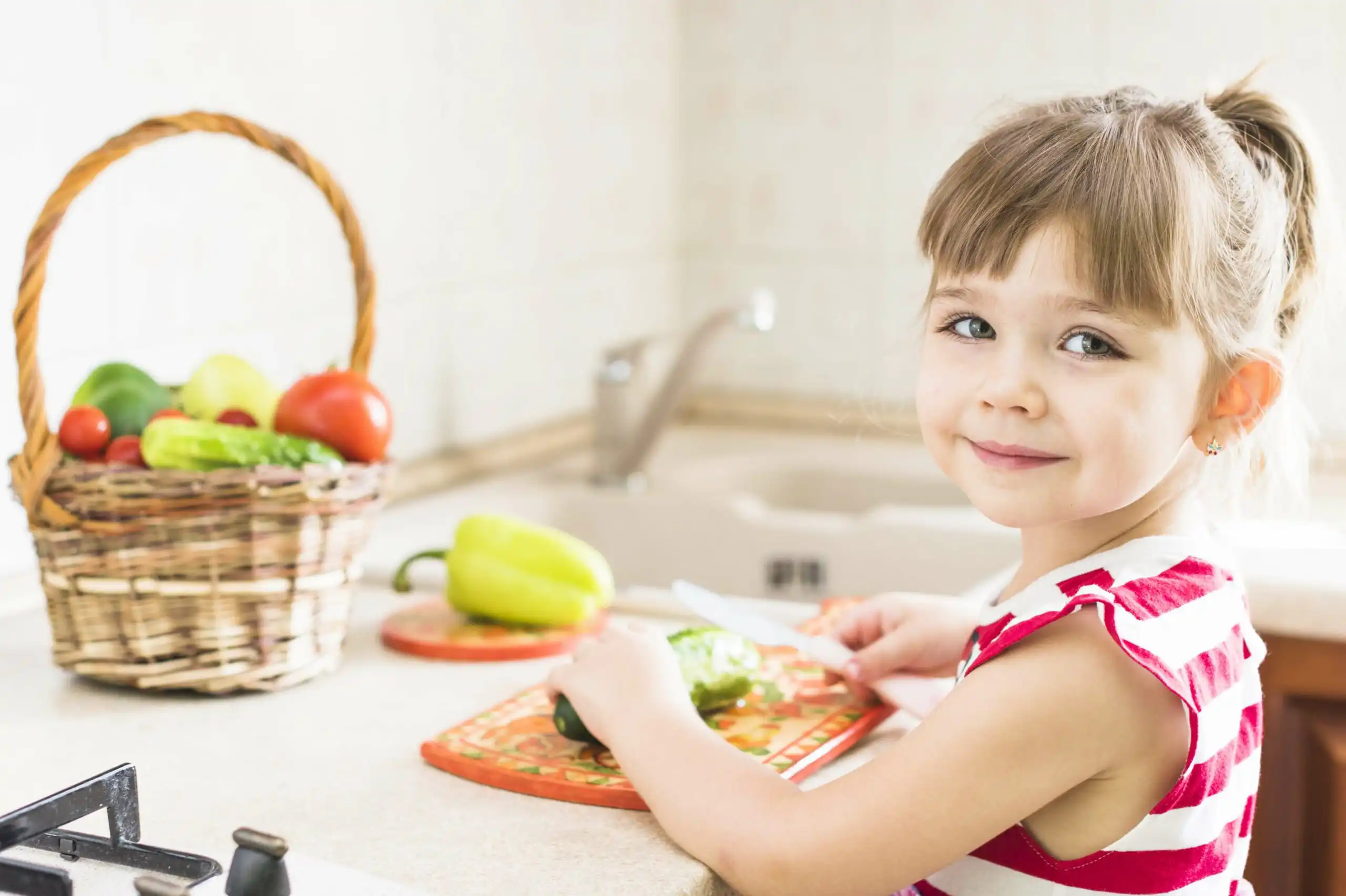 Alimentação saudável para criança - por nutri Cinthia Assemany 