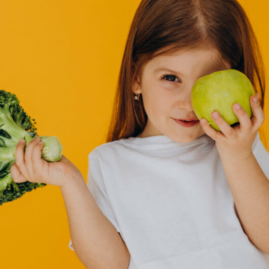 Alimentação saudável para criança - por nutri Cinthia Assemany