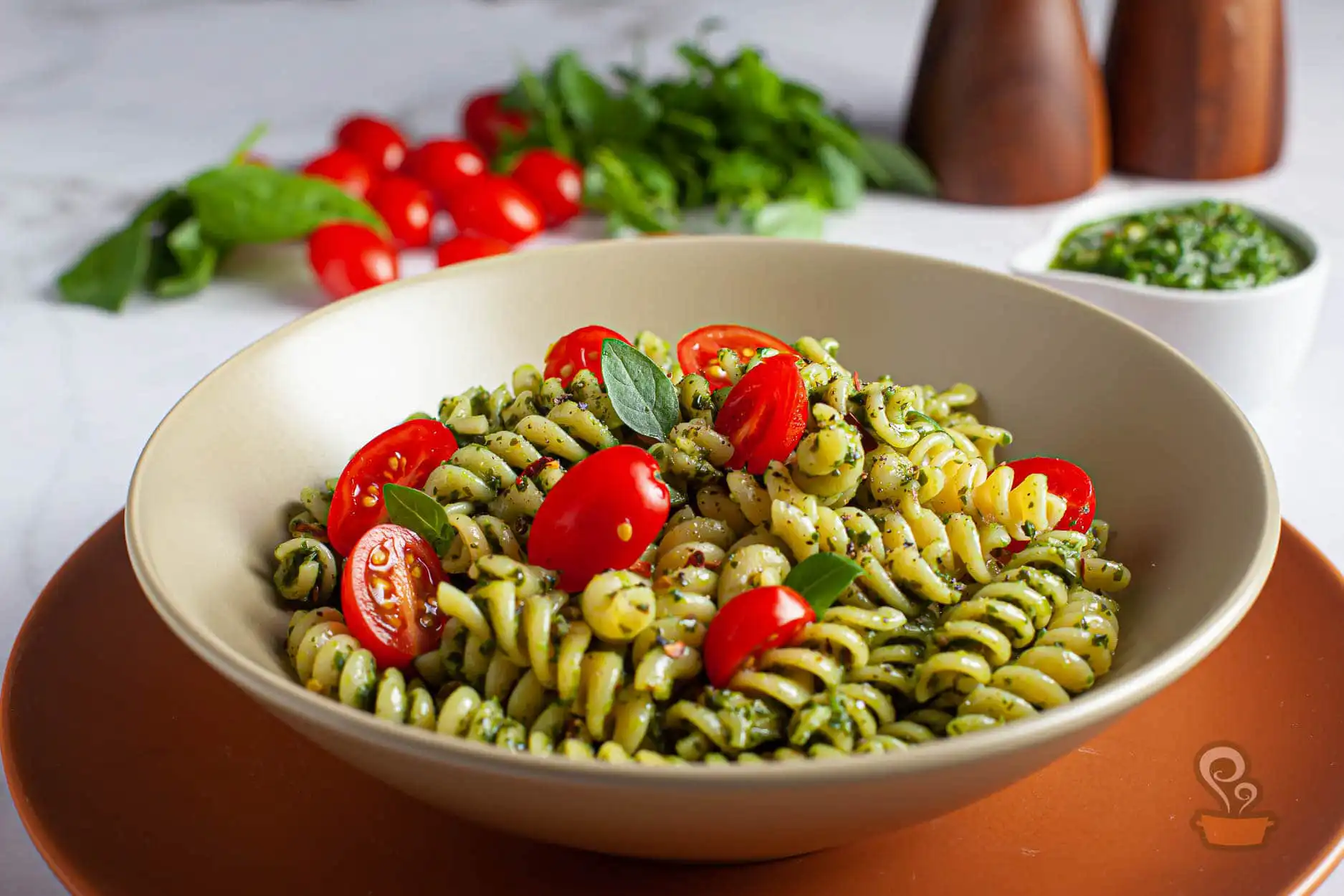 Pesto de espinafre com manjericão - Quero Comida de Verdade - Alimentação Saudável Pesto de espinafre com manjericão - Quero Comida de Verdade - Alimentação Saudável