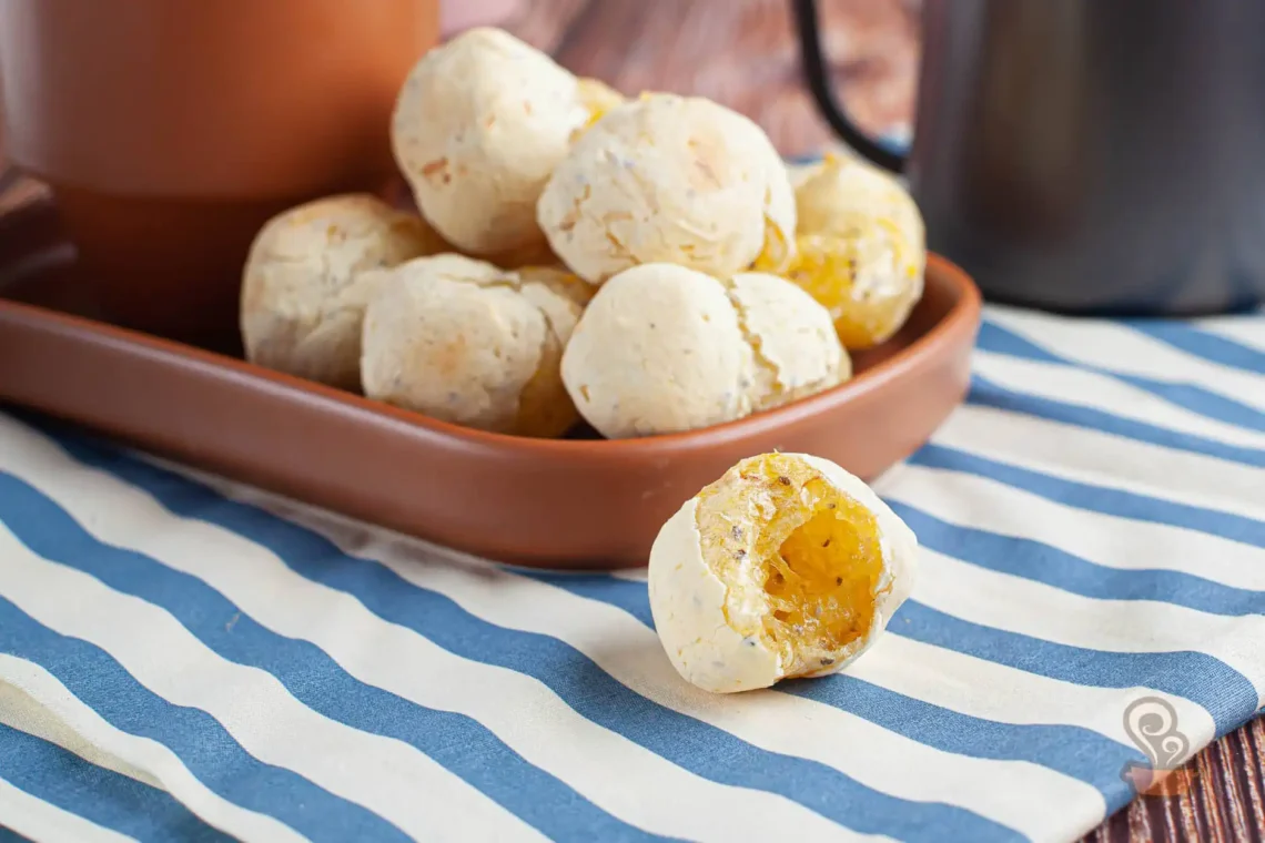Pão de queijo sem queijo - Quero Comida de Verdade - Alimentação Saudável