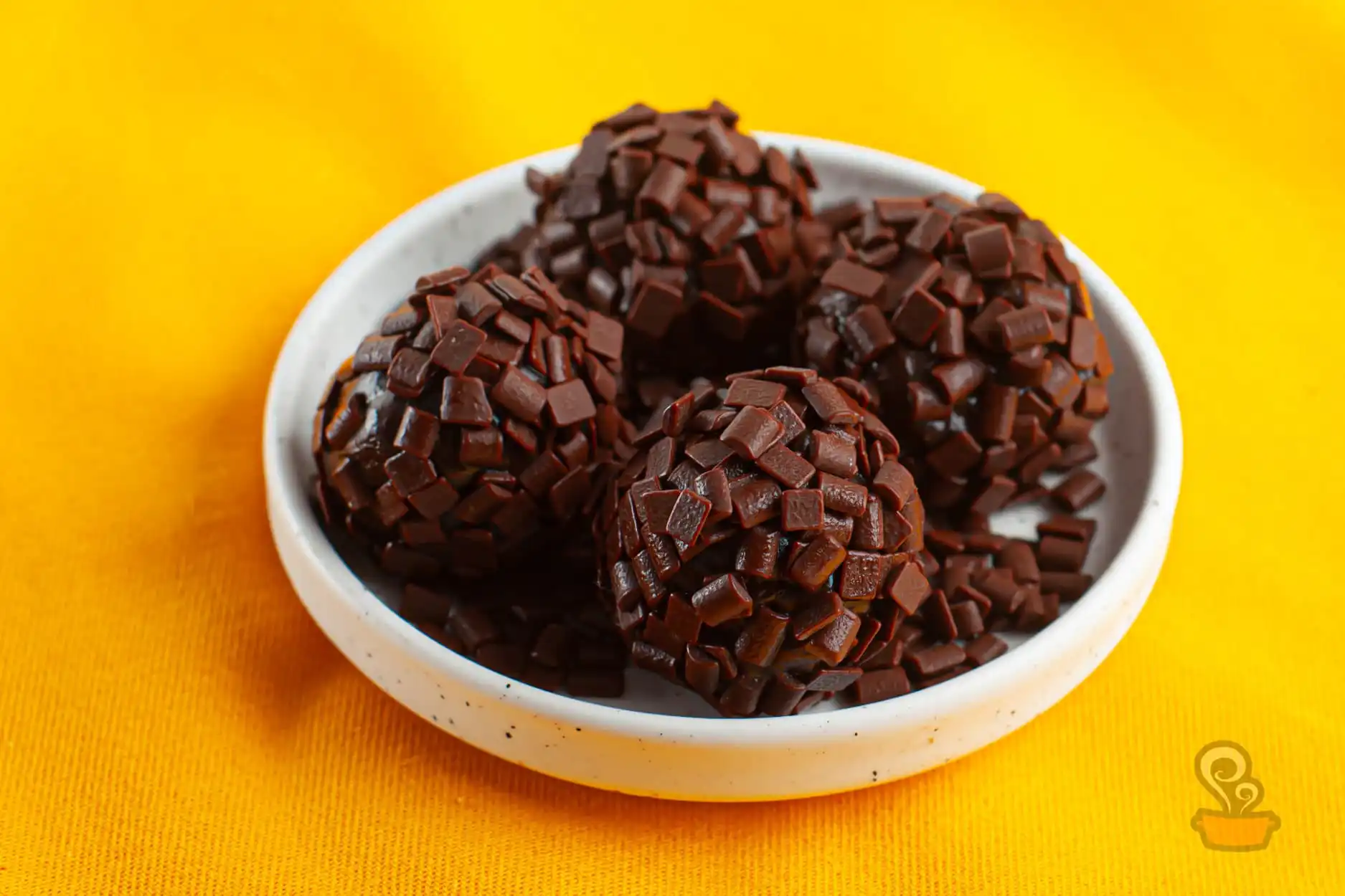 Brigadeiro vegano - Quero Comida de Verdade - Alimentação saudável Brigadeiro vegano - Quero Comida de Verdade - Alimentação saudável
