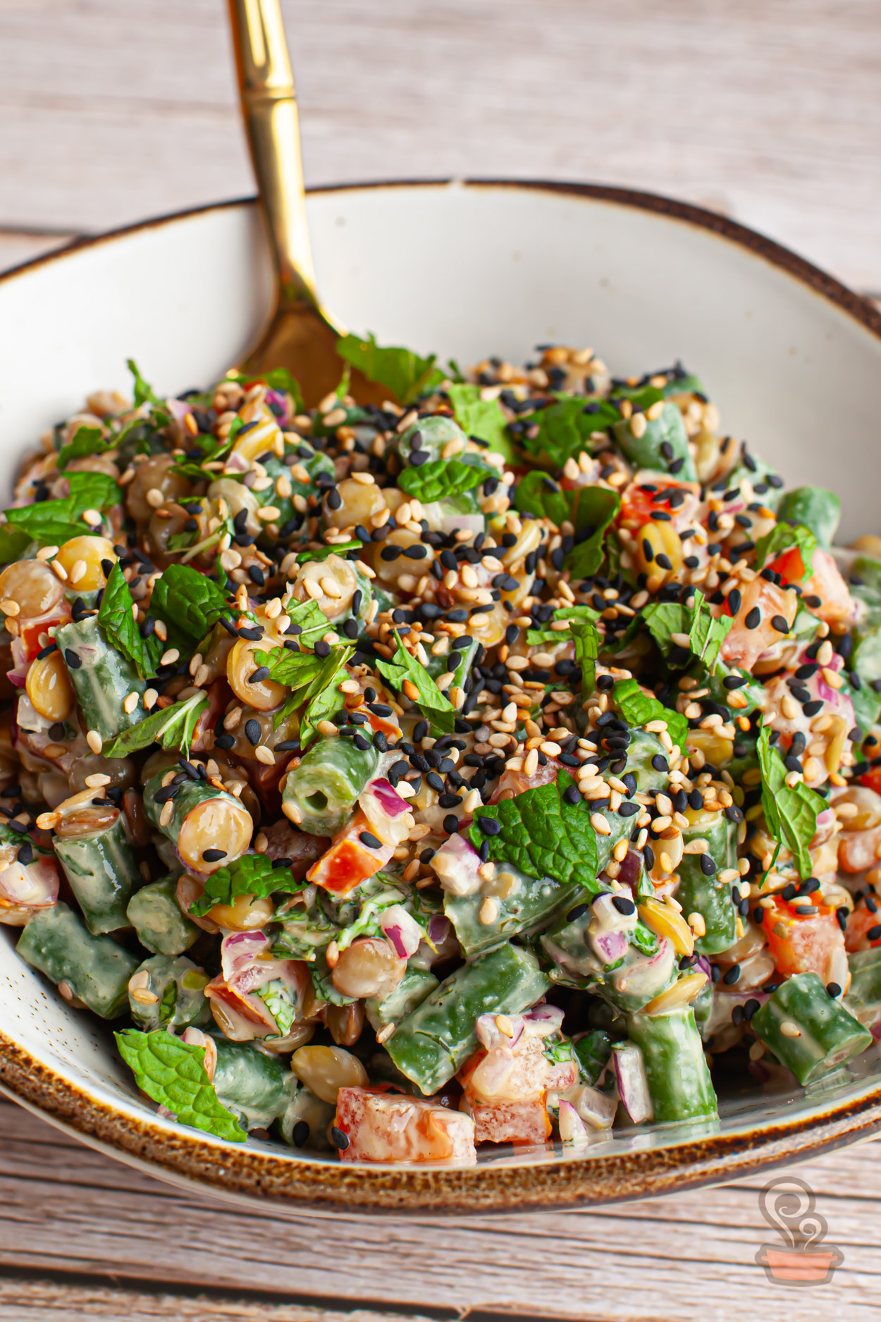 Salada de lentilha com tahine - Quero Comida de Verdade - Alimentação saudável
